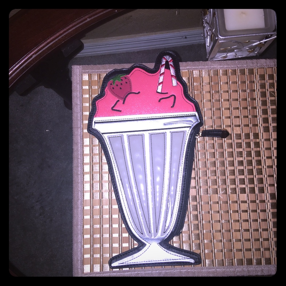 New Look milkshake purse